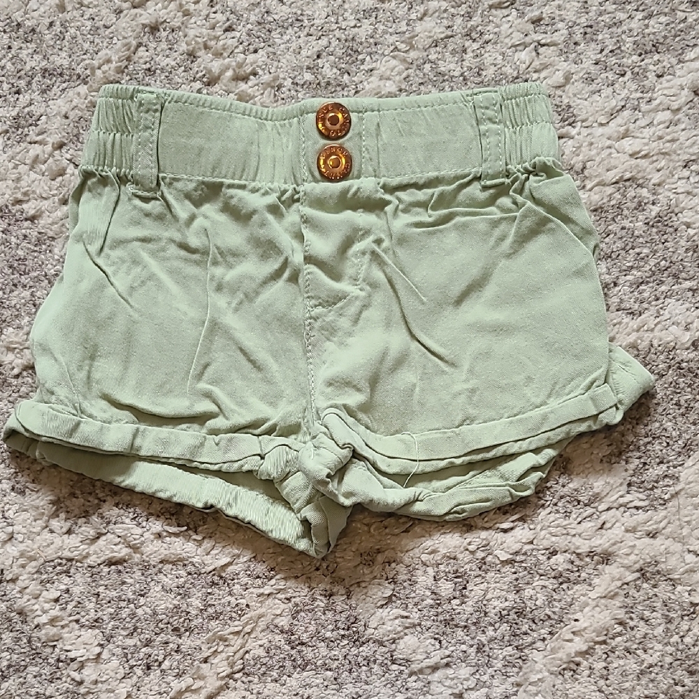 10 for $25 - Vince Camuto Girls 3T Green Lightweight Shorts